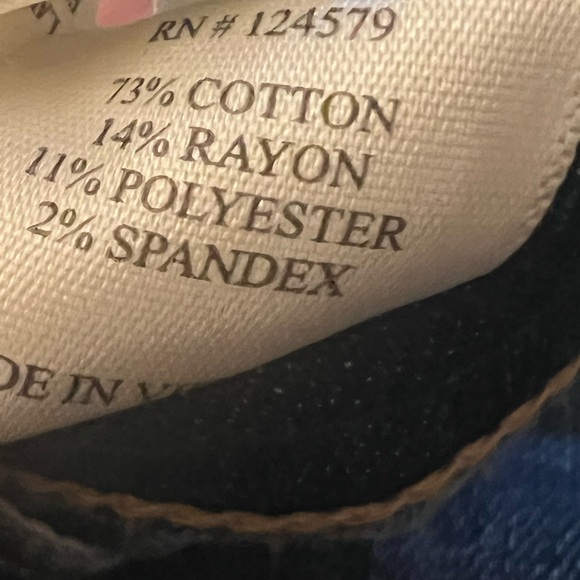 High Rise Distressed Ankle Wide  Jeans. Size Small - Picture 10 of 10